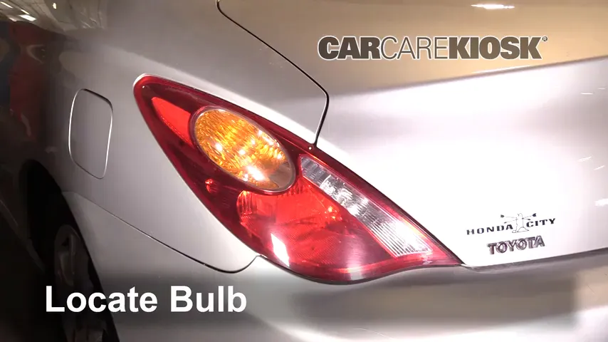 2004 Toyota Solara SE 2.4L 4 Cyl. Coupe Luces Luz de reversa (reemplazar foco)